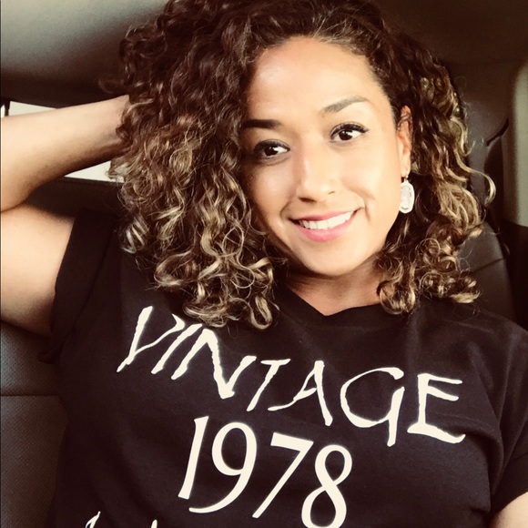 Meet your Posher, Sonia - Picture 1 of 1